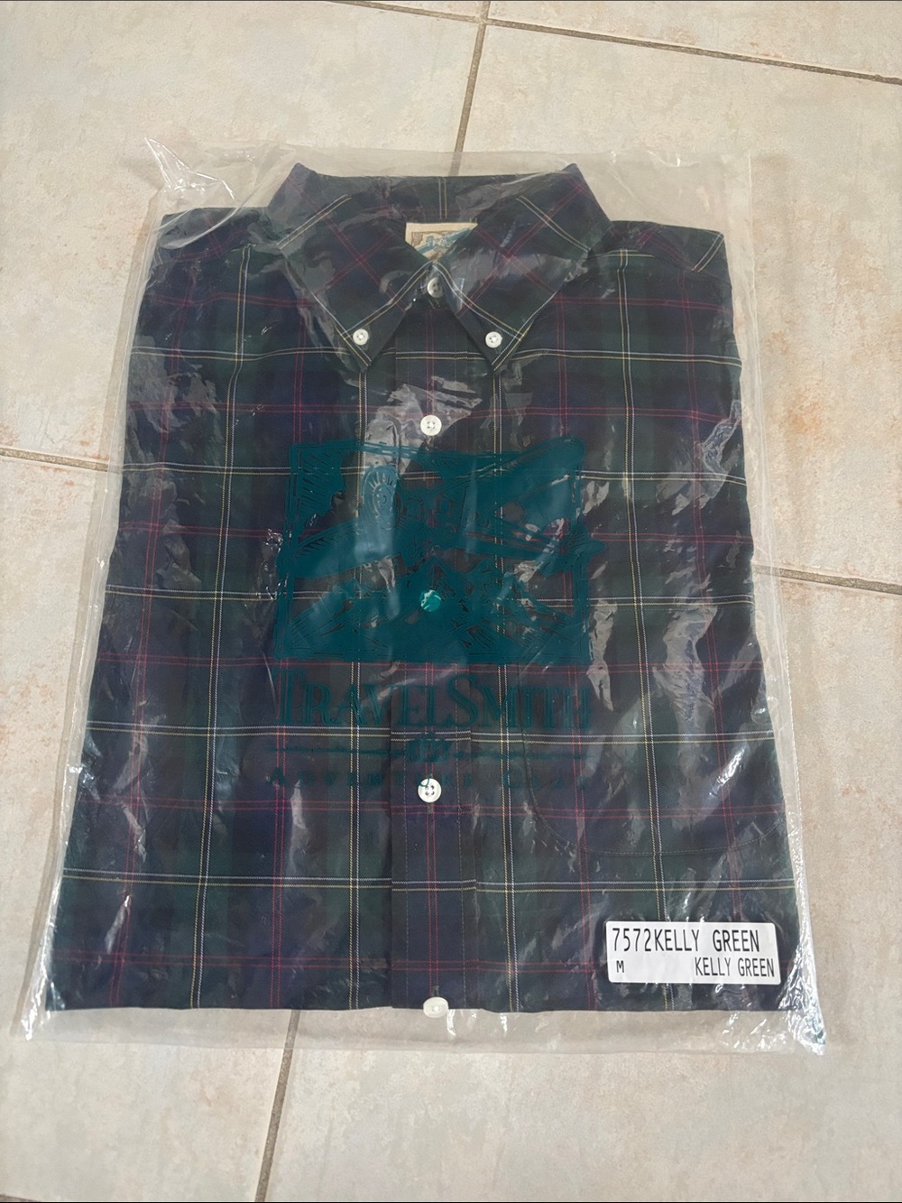 TravelSmith Mens Medium Plaid Button Up Shirt Kelly Green Long Sleeve Casual NWT